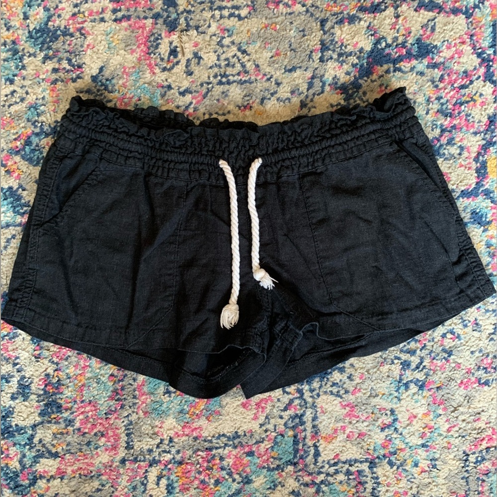 Roxy linen shorts